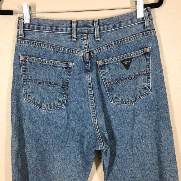 Vintage Guess Jeans Made in America High rise Medium Wash Tapered leg Mom Jean - Picture 5 of 9